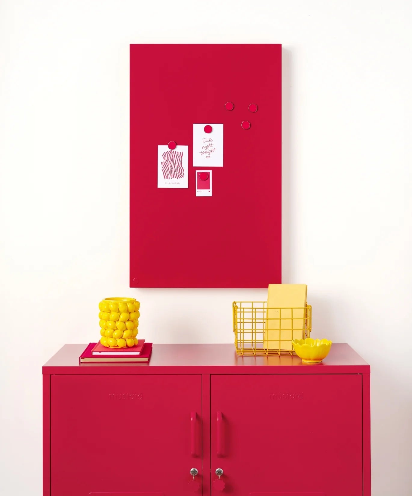 Color:Red